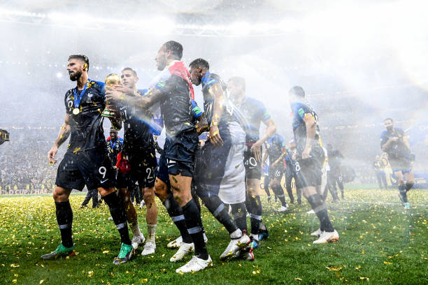 不胜的低迷 不胜的低迷