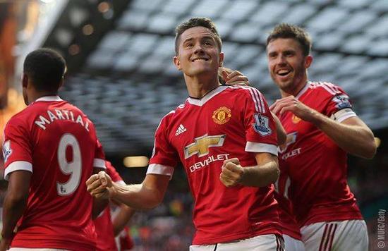 的传球吸引 的传球吸引