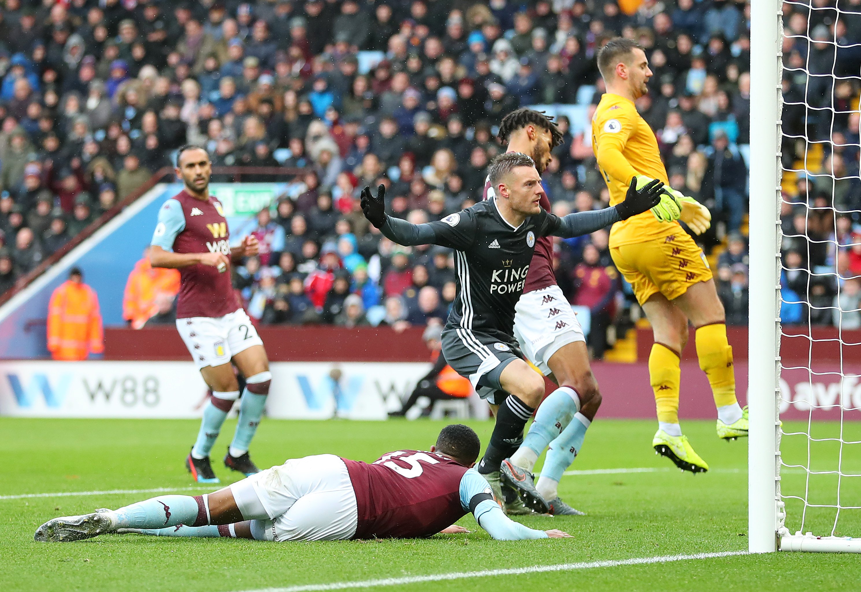 的表现不尽 的表现不尽